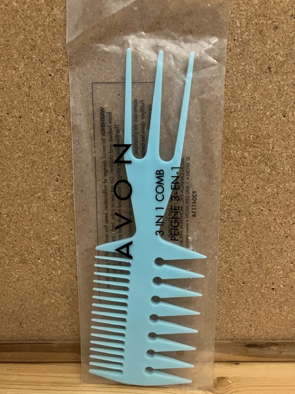 Avon 3-in-1 Blue Comb